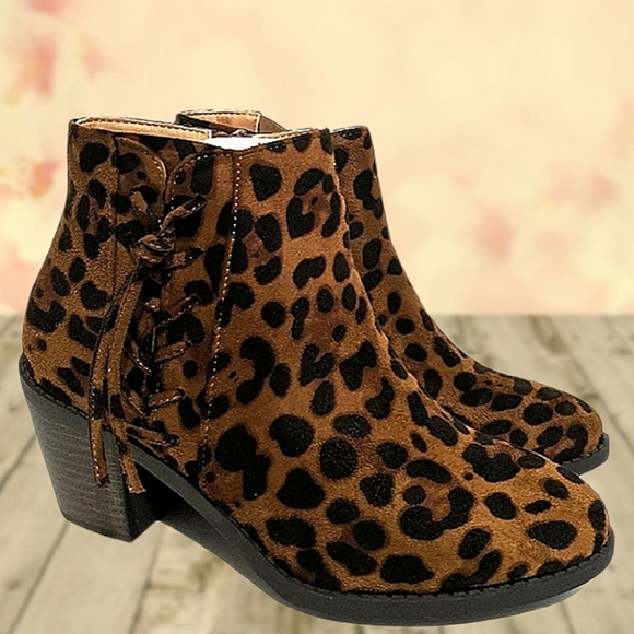 Shoes - Leopard Heel Ankle Booties